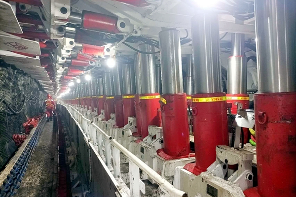 4.40307智能化備采工作面_副本.jpg