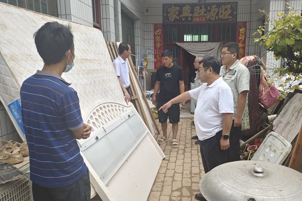 慰問受災職工1_副本.jpg