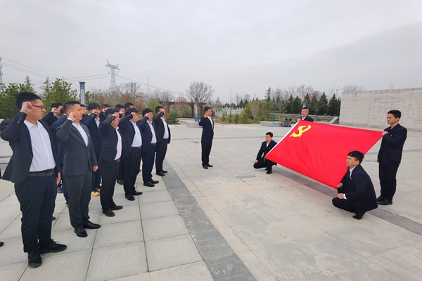 紅色踐學(xué)_副本.jpg