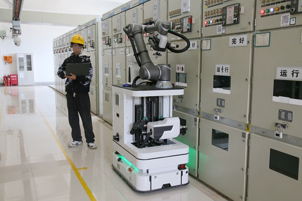 4.智能操作機器人_副本.jpg