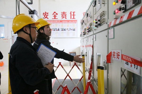 3.設(shè)備檢查_副本.jpg