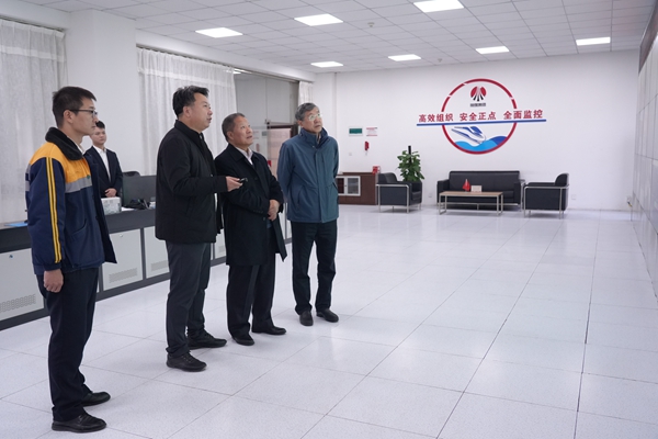 調(diào)度室了解情況_副本.jpg
