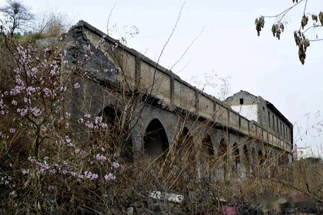 一、精神密碼：從歷史深處走來(lái)——1.銅川煤礦老礦部_副本.jpg