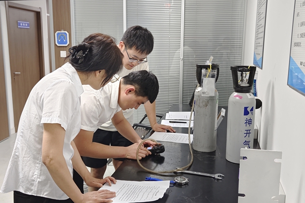 對(duì)標(biāo)（儀表檢測(cè)站）1_副本.jpg