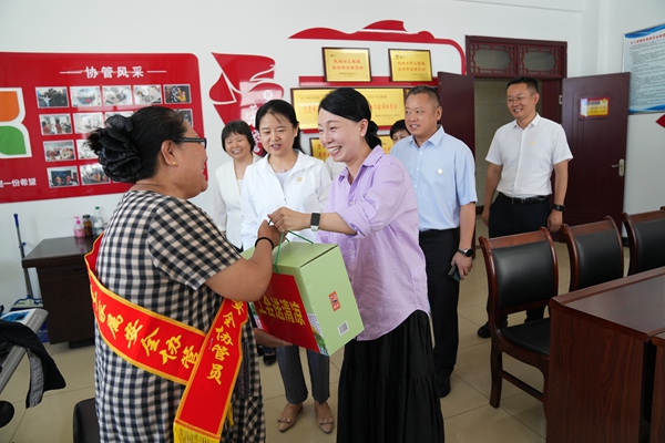 ece8ad617e752840fabf98b310bbf14_副本.jpg
