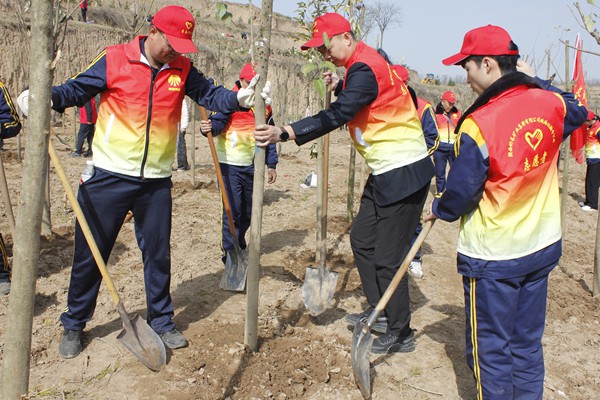 生態(tài)綠  義務植樹_副本.jpg